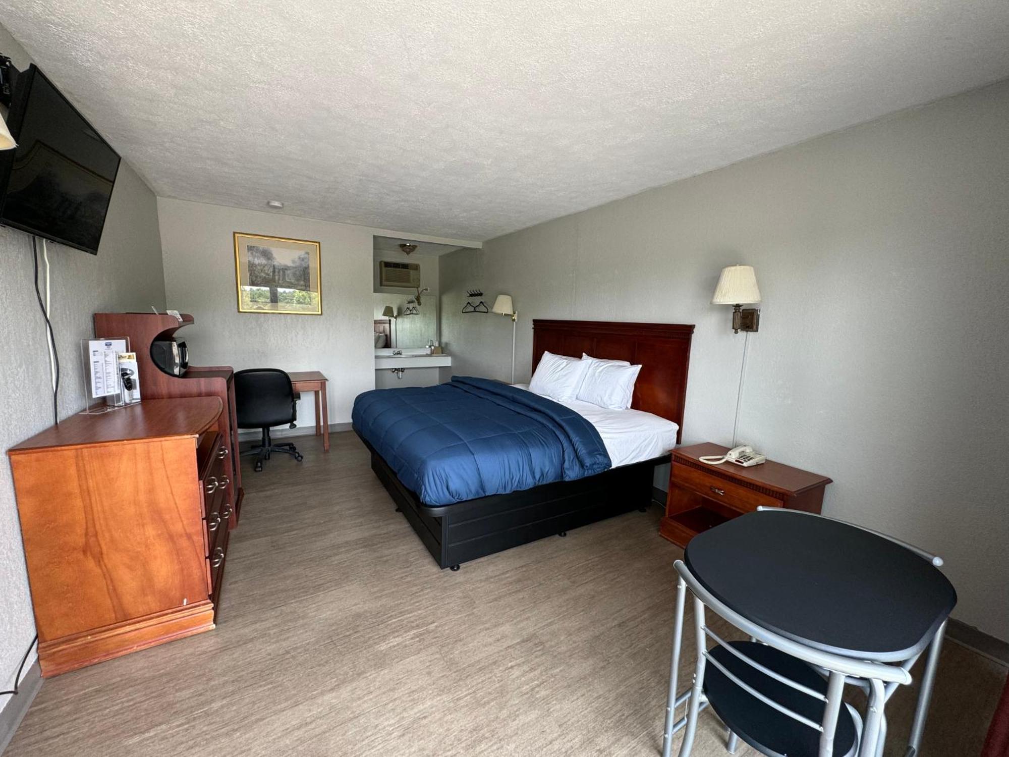 Rodeway Inn Church Hill - Tri Cities Area エクステリア 写真